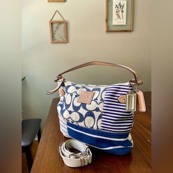 Coach Daisy Patchwork Convertible Hobo Crossbody 2013 - Picture 1 of 10